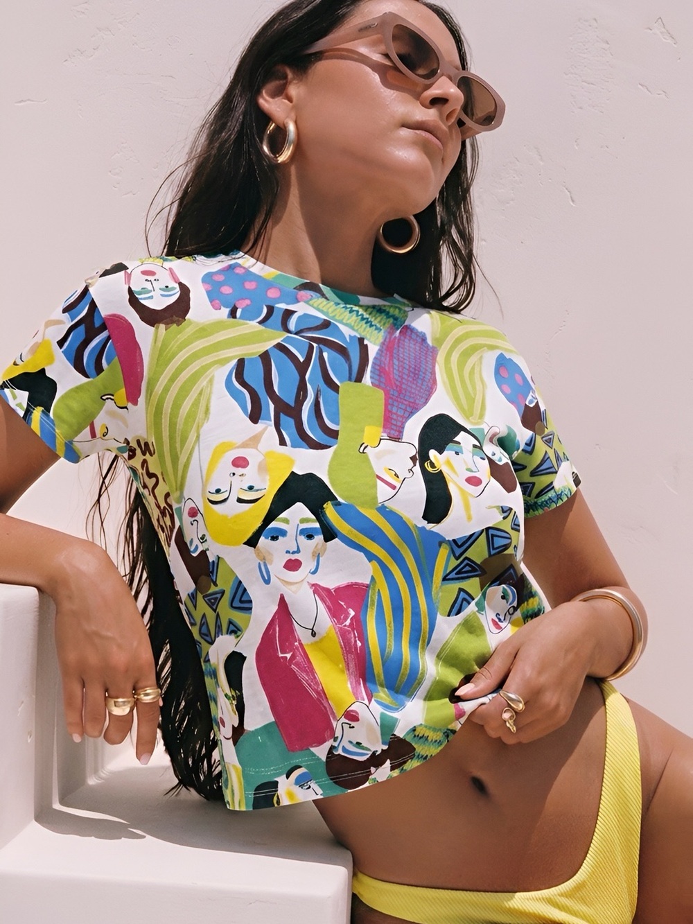 Zara Multicolour Graphic Pop Art Crop Tee w Bright Abstract Faces in Sz Small